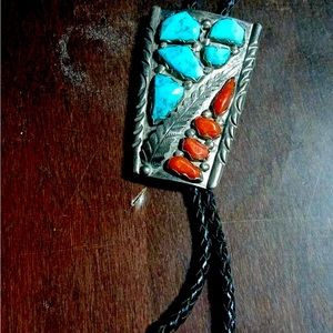 Vintage Native American turquoise pennant bolo